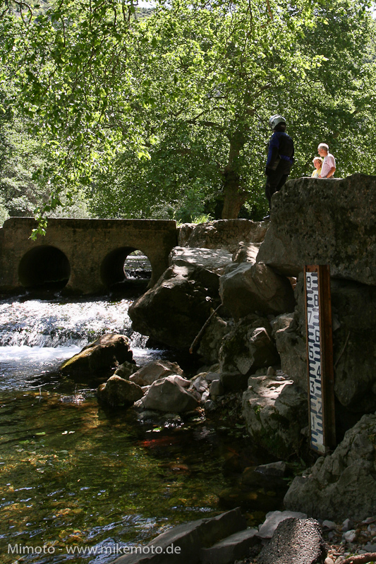 Pyr2007_0415