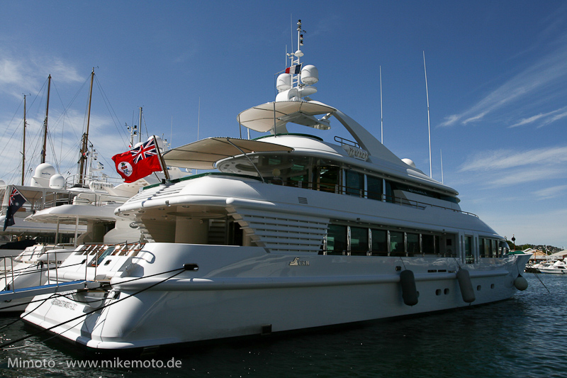 Pyr2007_1092
